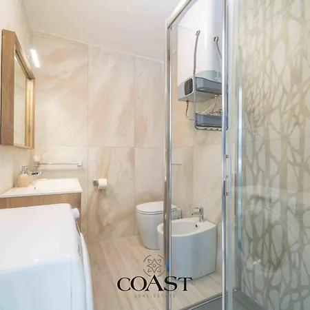 Апартаменты Rena Bianca Mono - 300 M Dalla Spiaggia, Wifi, Ac