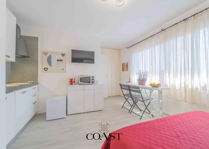 Rena Bianca Mono - 300 M Dalla Spiaggia, Wifi, Ac Apartamento